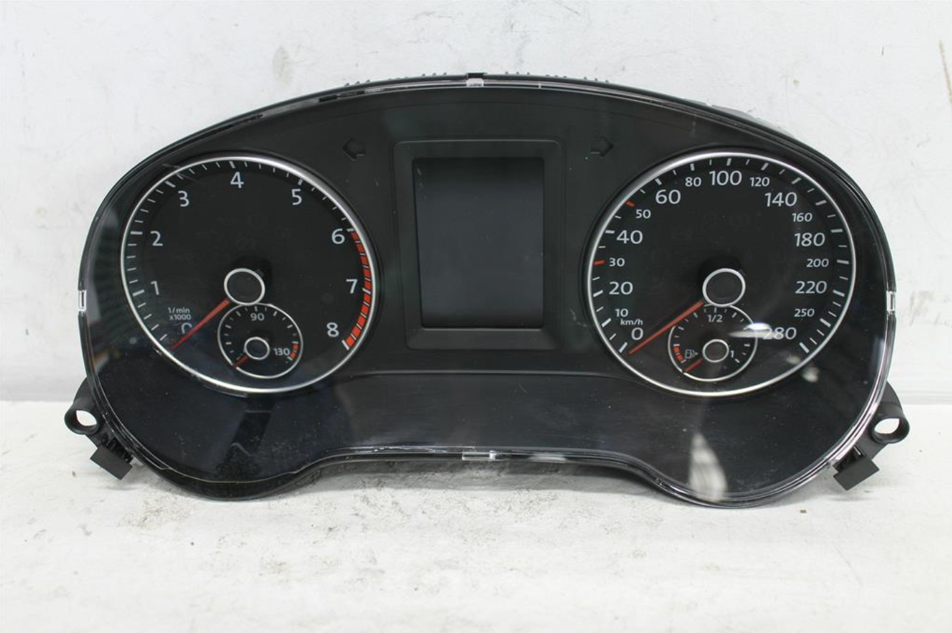 Used Volkswagen, Jetta Instrument Cluster Petrol Auto T/M 1B 02/11 10/14 2013 – image 1 - All Good Parts