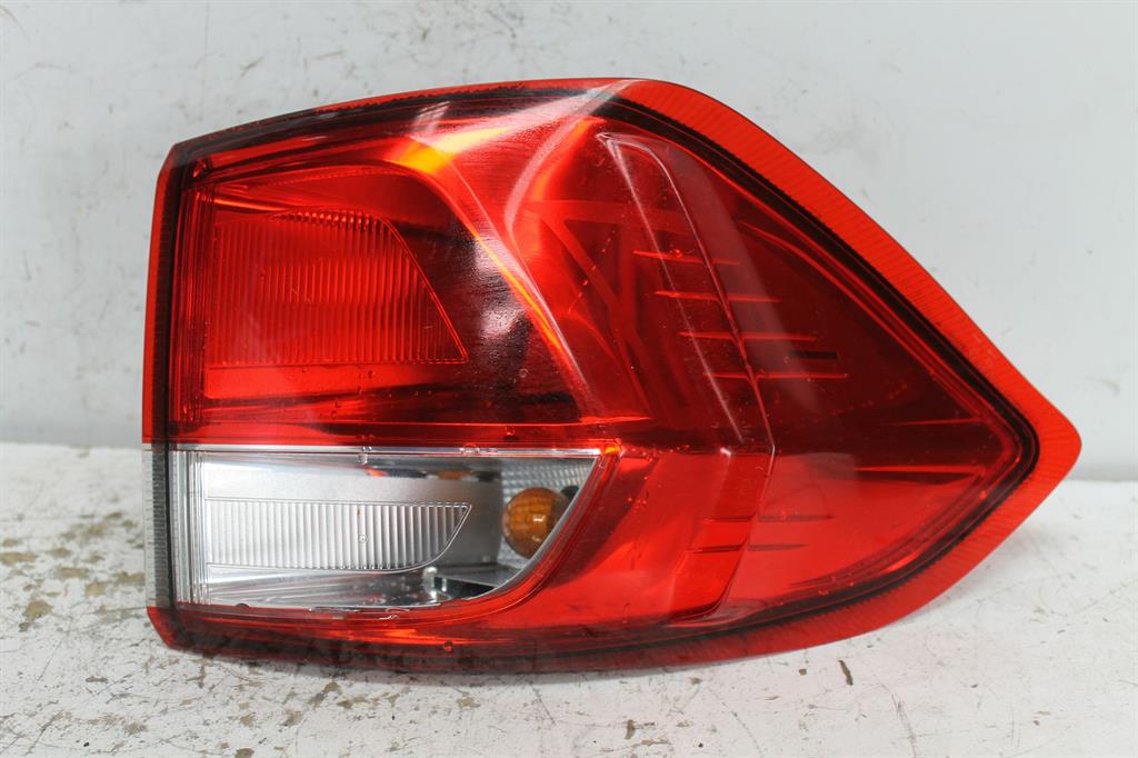 Used Ford, Ecosport Left Taillight In Body Bk 11/13 09/17 2014 – image 1 - All Good Parts