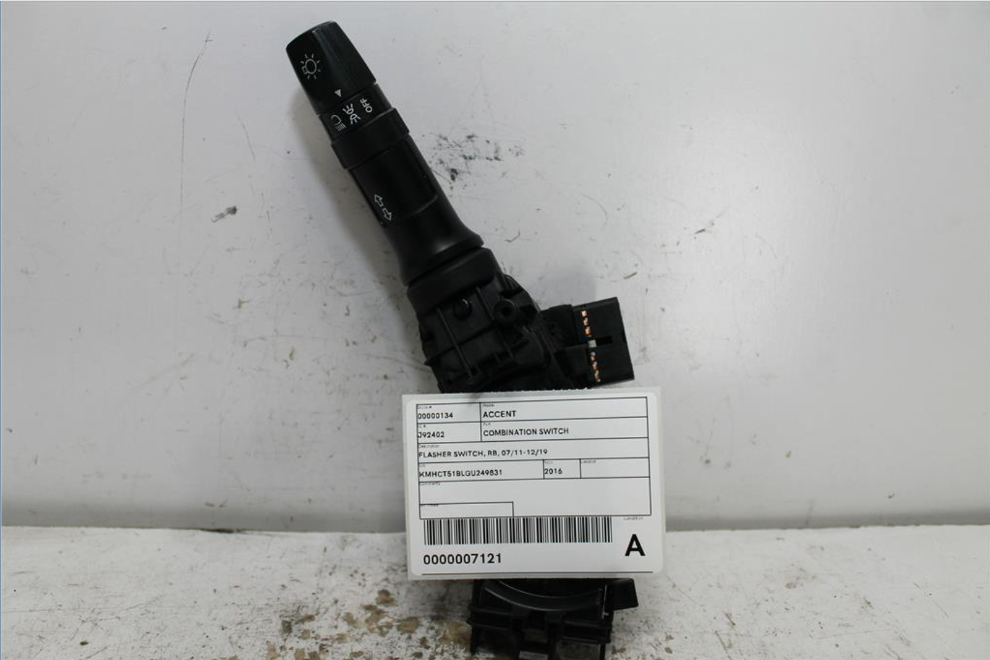 Used Hyundai, Accent Combination Switch Flasher Switch Rb 07/11 12/19 2016 – image 1 - All Good Parts