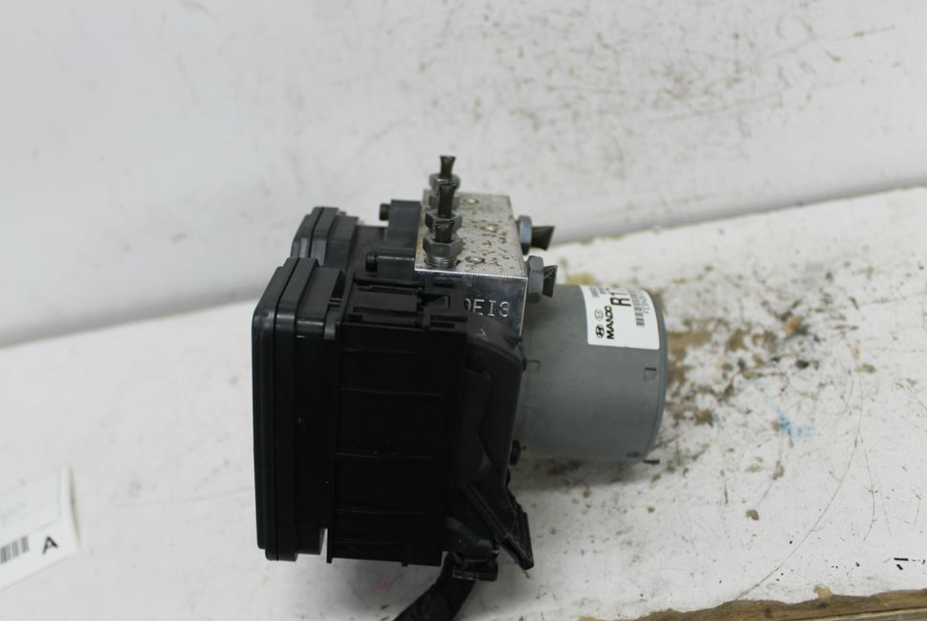 Used Hyundai, IX35 Abs Pump/Modulator Lm Series Diesel P/N 58920 2S950 11/09 01/16 2010 – image 3 - All Good Parts