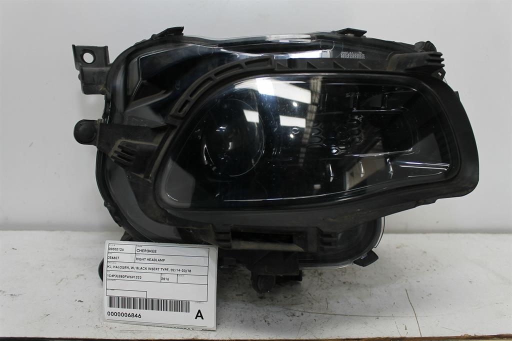 Used Jeep, Cherokee Right Headlamp Kl Halogen W/ Black Insert Type 02/14 03/18 2016 – image 1 - All Good Parts