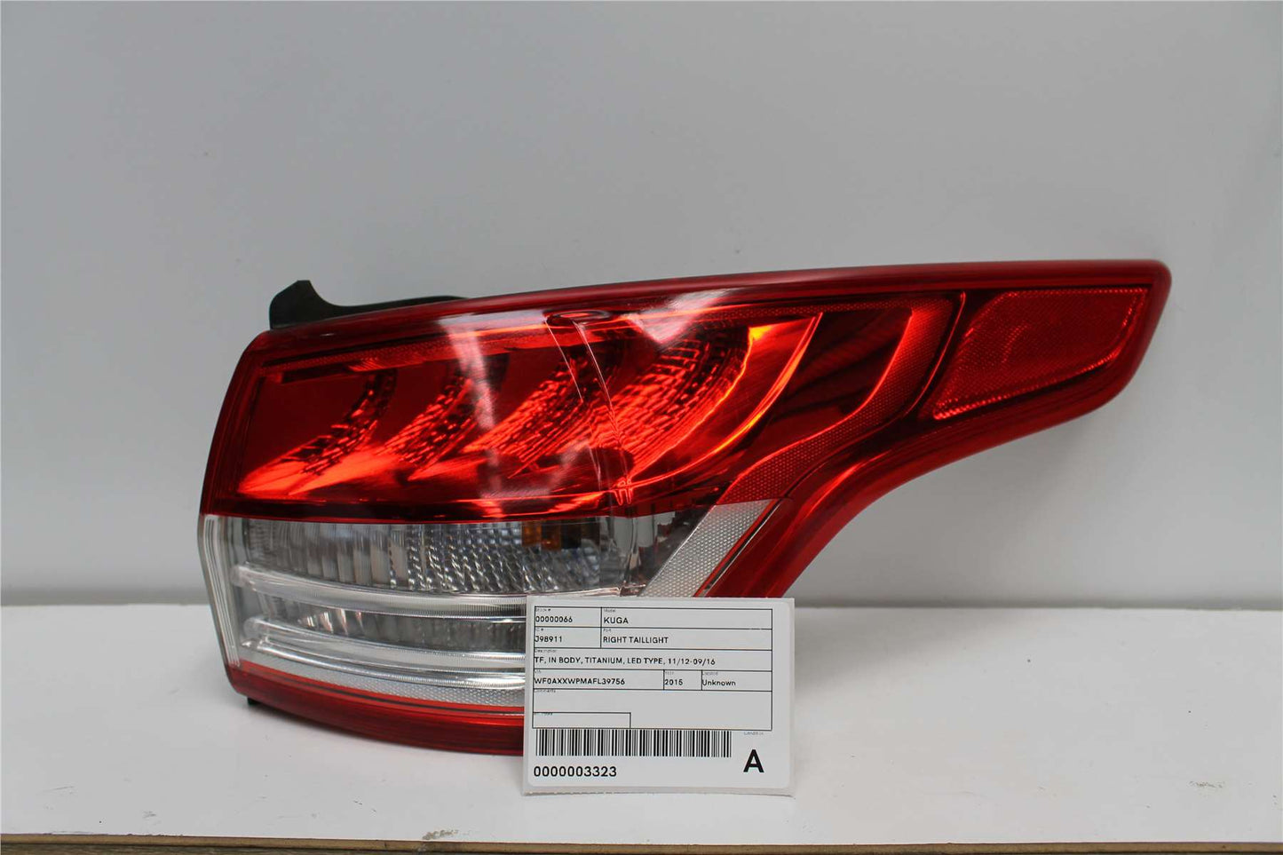 Used Ford, Kuga Right Taillight Tf In Body Titanium Led Type 11/12 09/16 2015 – image 1 - All Good Parts