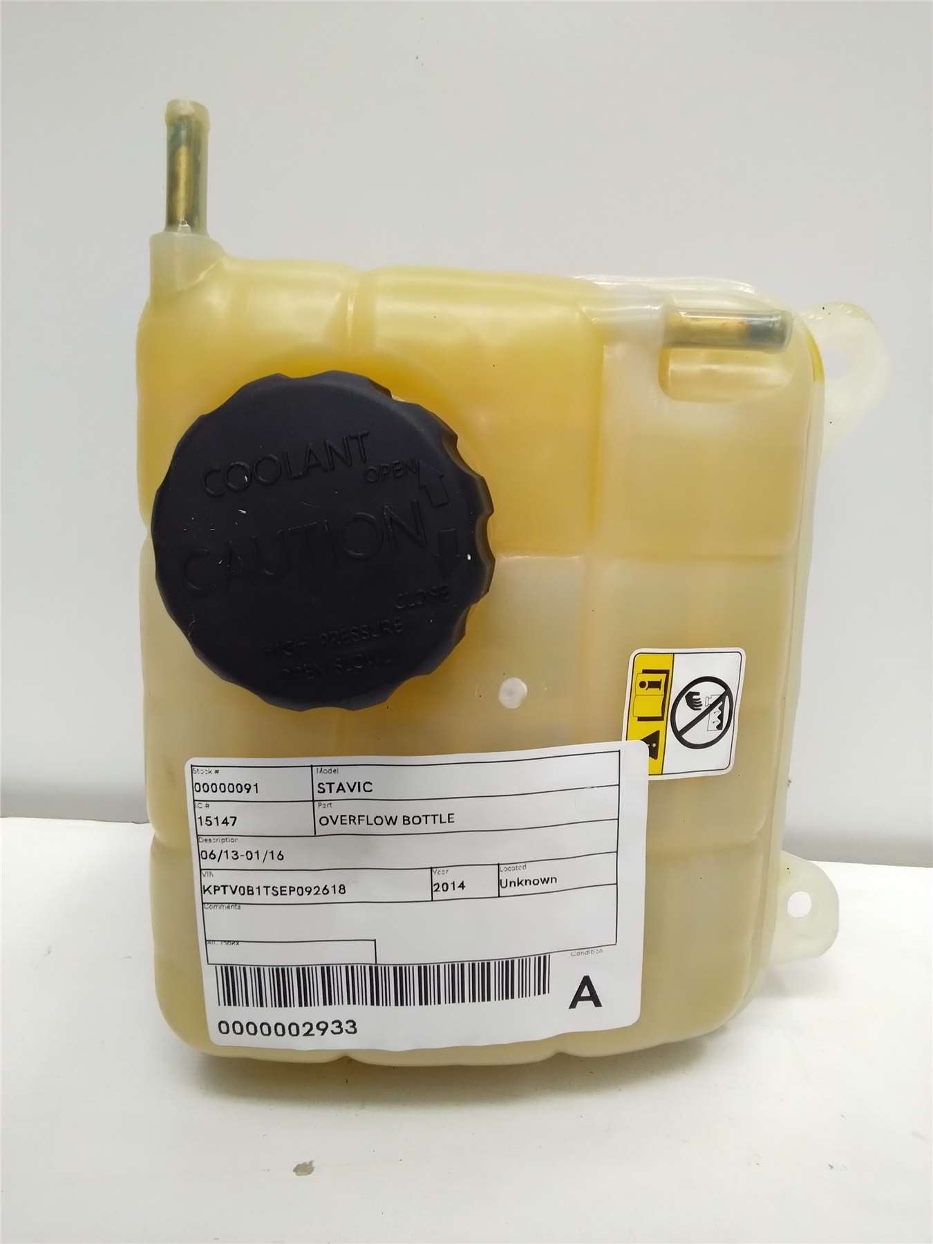 Used Ssangyong, Stavic Overflow Bottle 06/13 01/16 2014 – image 1 - All Good Parts