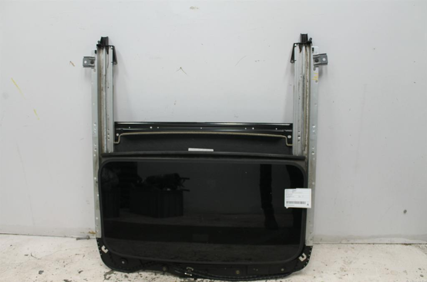 Used Jeep, Patriot Roof Glass/Sunroof/T Mk 08/07 12/16 2008 – image 1 - All Good Parts