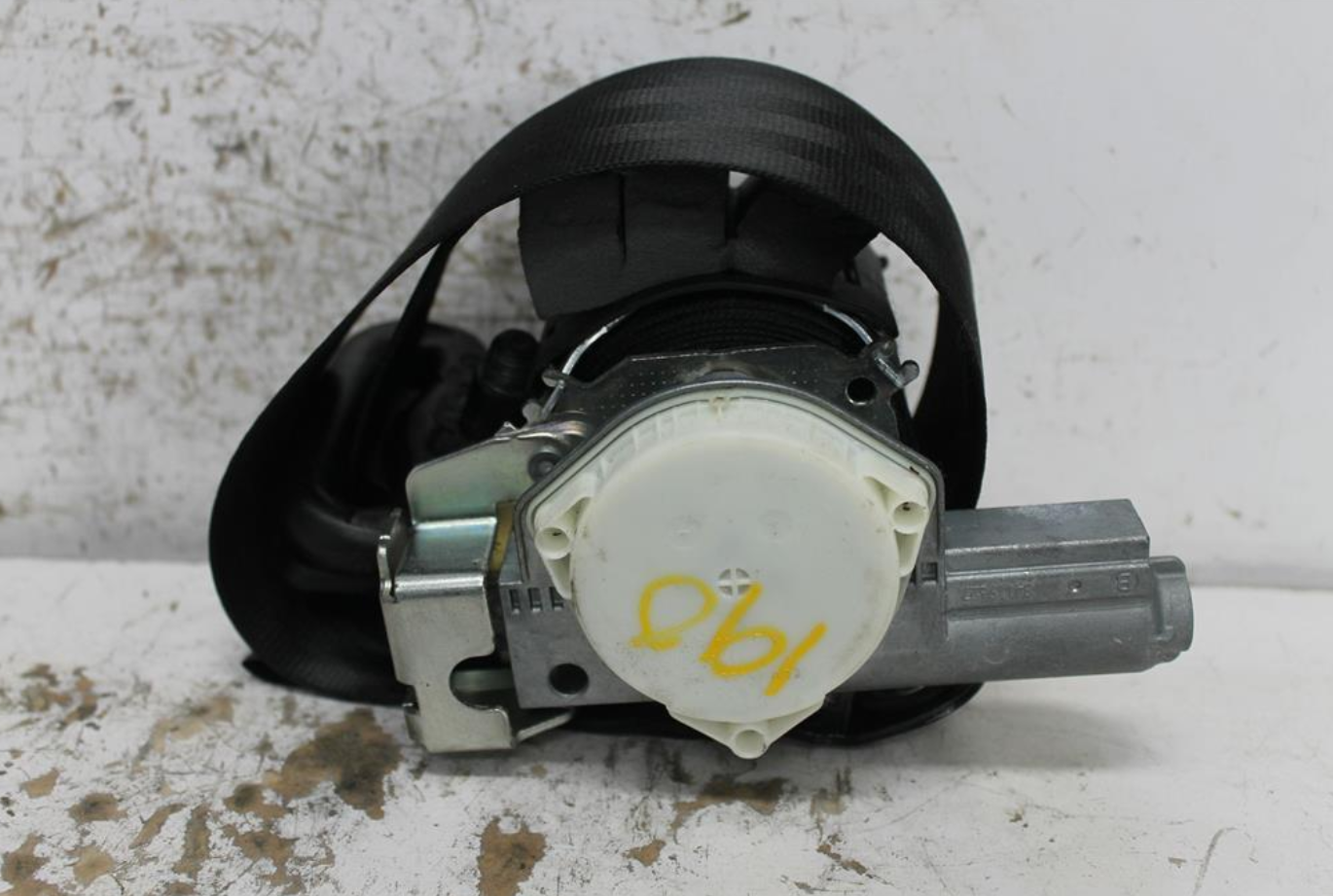 Used Ford, Ecosport Seat Belt Lh Front Seat Belt Only Bk Bl 11/13 01/20 2017 – image 1 - All Good Parts