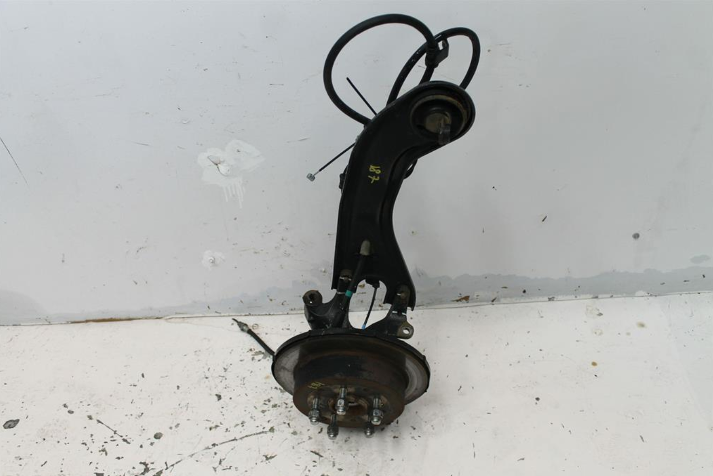 Used Hyundai, IX35 Left Rear Hub Assembly Lm Series 4Wd Abs Type 11/09 09/13 2010 – image 1 - All Good Parts