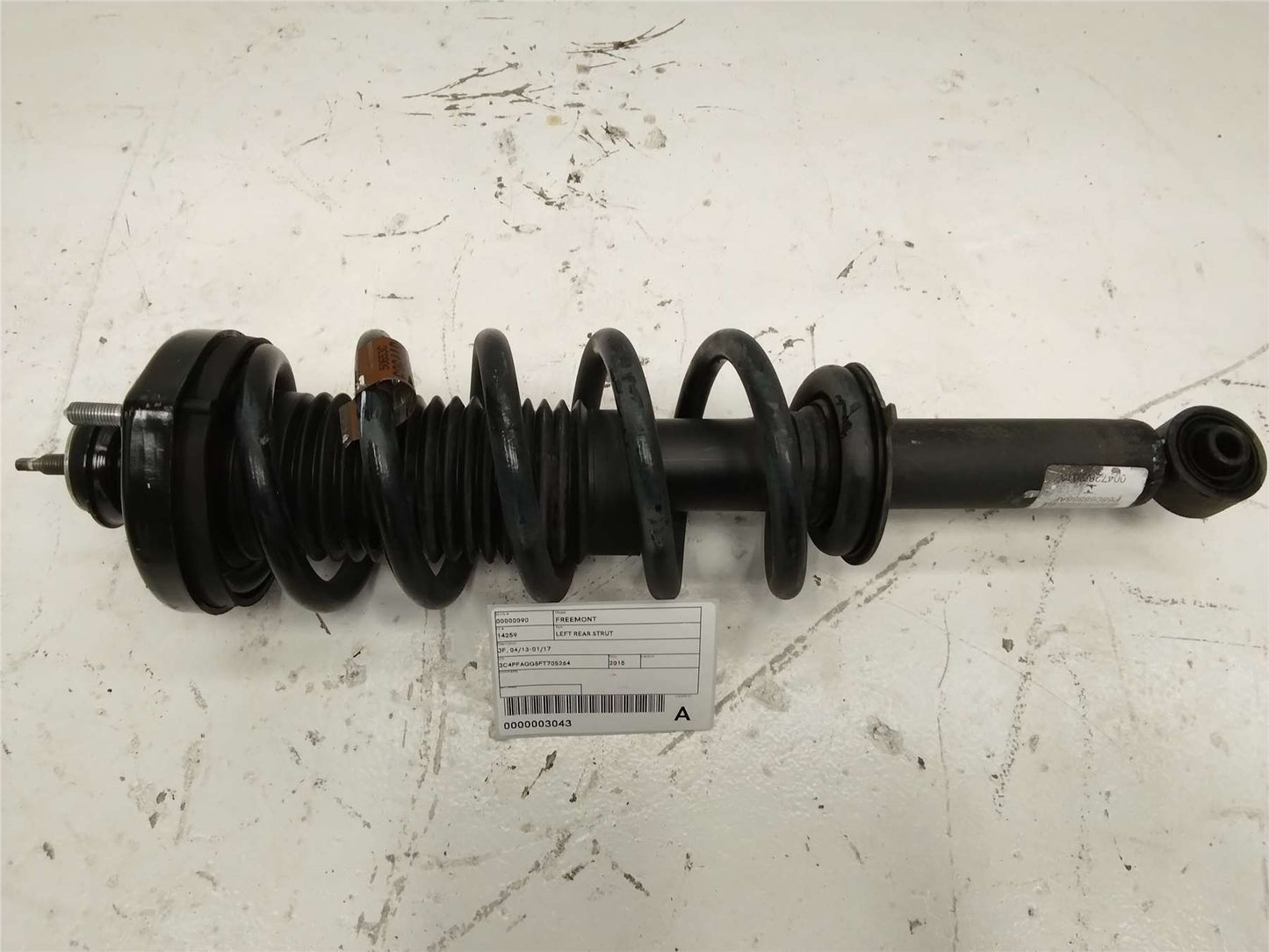 Used Fiat, Freemont Left Rear Strut Jf 04/13 01/17 2015 – image 1 - All Good Parts
