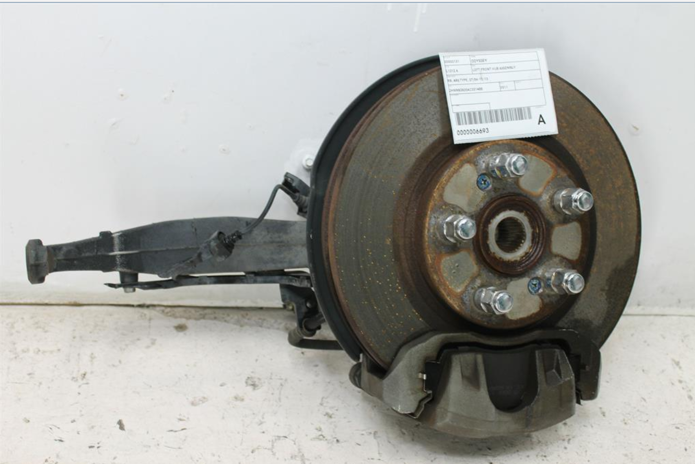 Used Honda, Odyssey Left Front Hub Assembly Rb Abs Type 07/04 12/13 2011 – image 1 - All Good Parts
