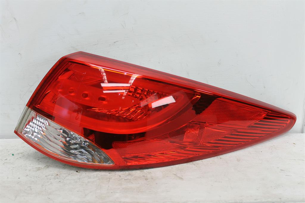 Used Hyundai, IX35 Right Taillight Lm Series (Vin Kmhj) In Body 11/09 01/16 2010 – image 1 - All Good Parts