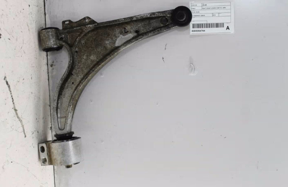 Used Holden, Cruze Right Front Lower Control Arm Jg Jh 03/09 2015 – image 1 - All Good Parts
