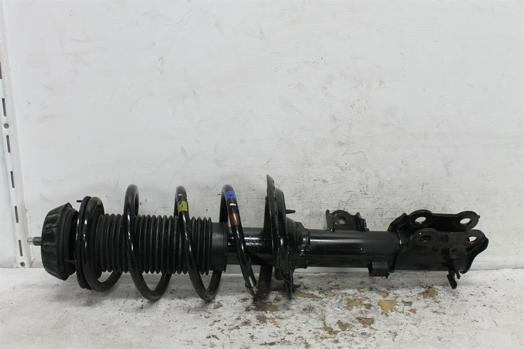 Used Hyundai, Accent Right Front Strut Rb 05/11 12/19 2017 – image 1 - All Good Parts