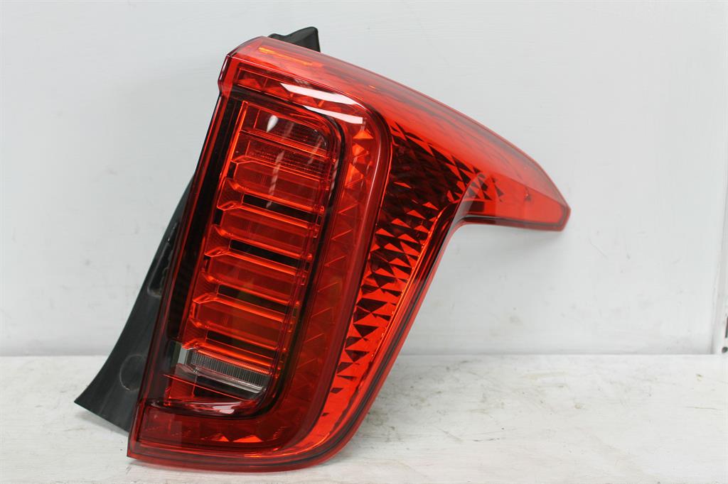 Used Haval, Jolion Right Taillight A01 In Body Non Hev W/ Led Type 02/21 2022 – image 1 - All Good Parts