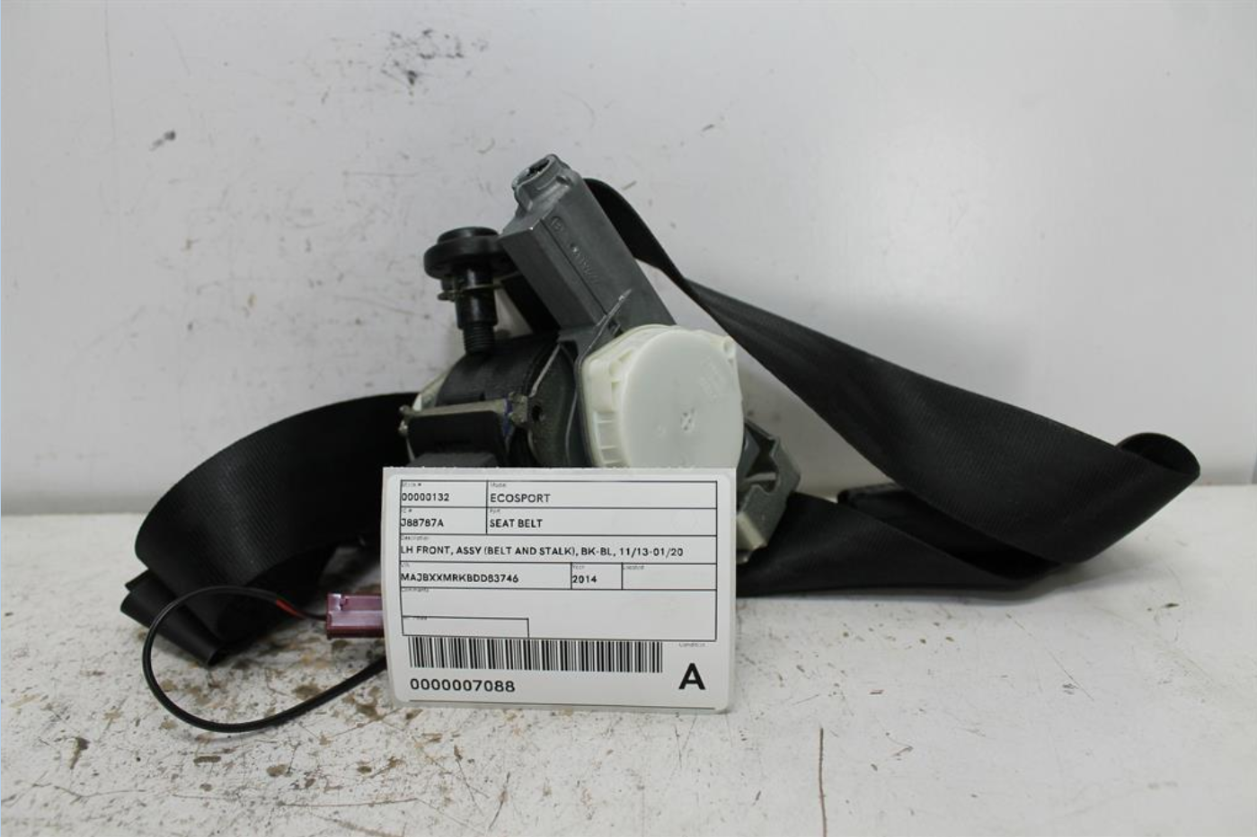 Used Ford, Ecosport Seat Belt Lh Front Assy (Belt And Stalk) Bk Bl 11/13 01/20 2014 – image 1 - All Good Parts