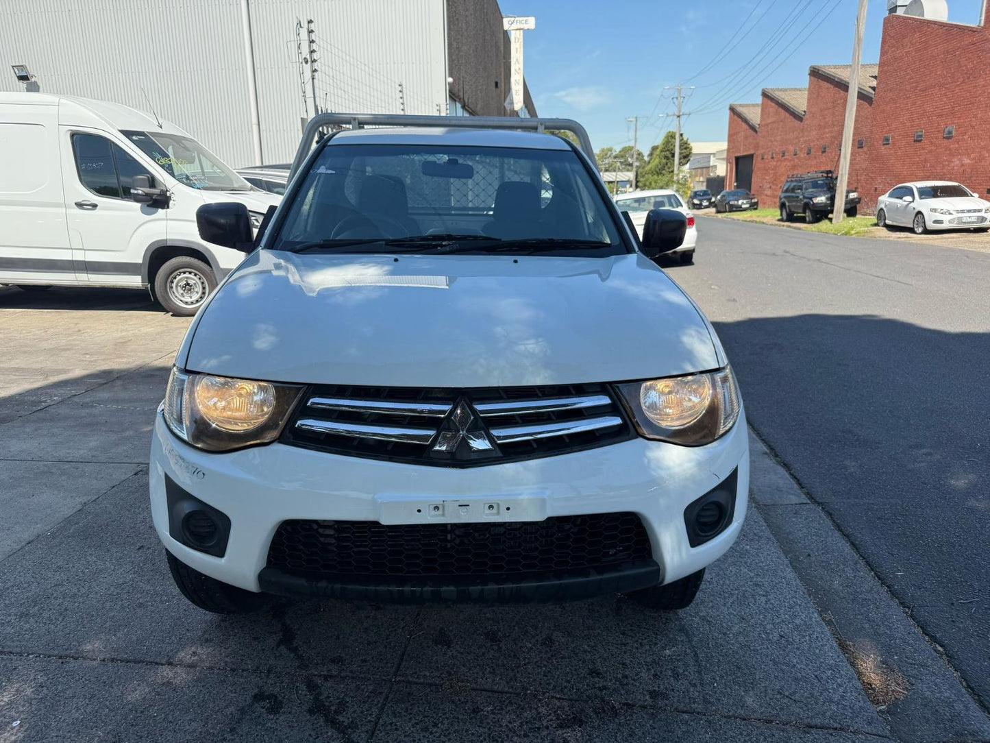 Used Mitsubishi, Triton Trans/Gearbox , Auto, 2Wd, Diesel, 2.5, 4D56, Turbo, 4 Speed, R4A5A, Mn, 08/09-04/15 – main images - All Good Parts