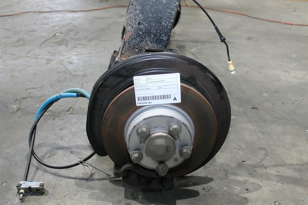 Used Renault, Trafic Left Rear Hub Assembly X83 04/04 12/14 2008 – image 1 - All Good Parts