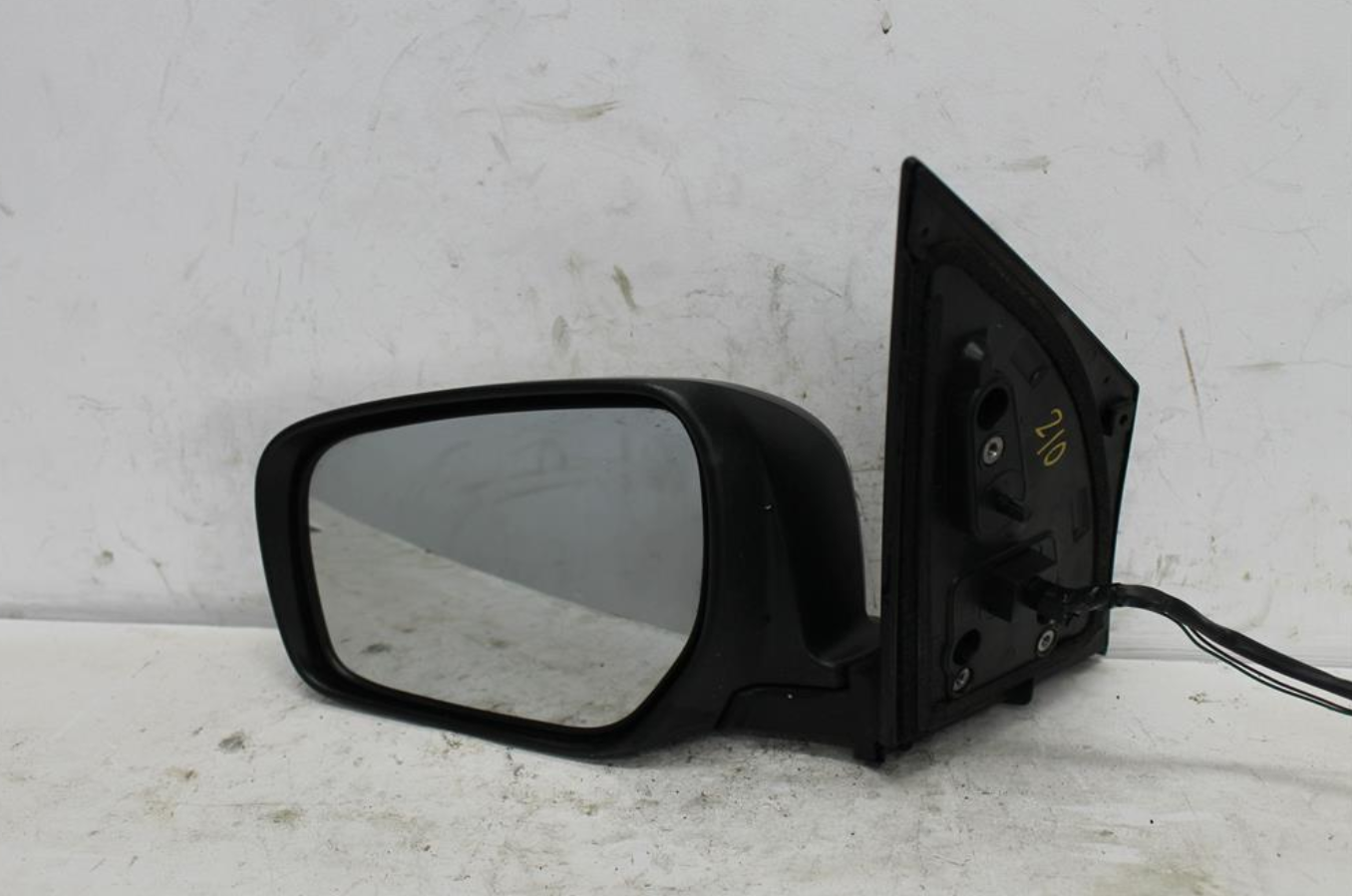 Used Renault, Koleos Left Door Mirror H45 Colour Coded Heated Power Folding Type 11/11 08/13 2012 – image 1 - All Good Parts