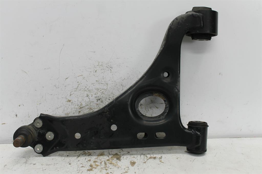 Used Holden, Trax Right Front Lower Control Arm Tj Series 08/13 12/20 2015 – image 1 - All Good Parts