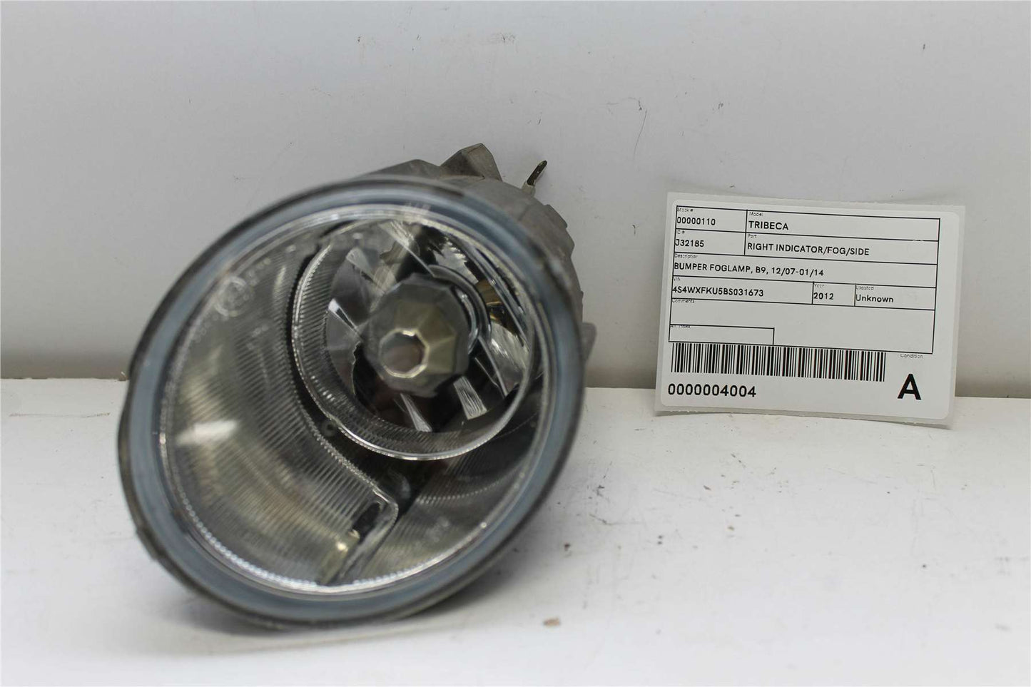 Used Subaru, Tribeca Right Indicator/Fog/Side Bumper Foglamp B9 12/07 01/14 2012 – image 1 - All Good Parts