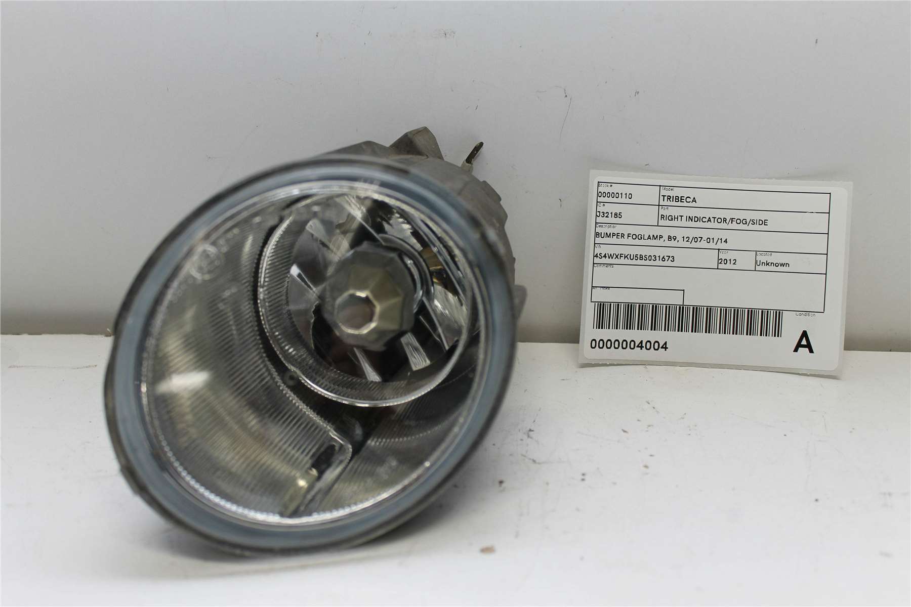 Used Subaru, Tribeca Right Indicator/Fog/Side Bumper Foglamp B9 12/07 01/14 2012 – image 1 - All Good Parts