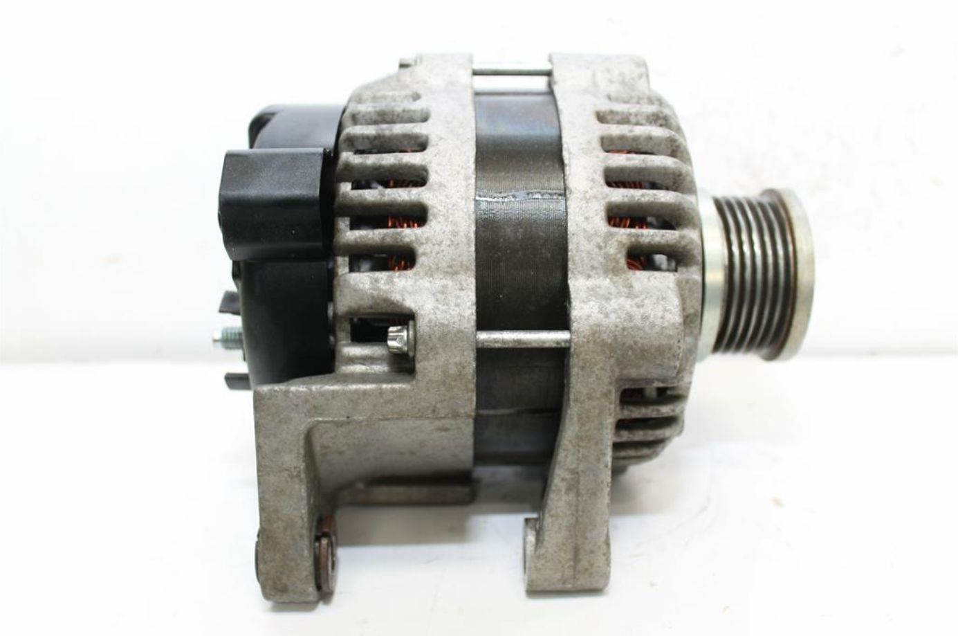 Used Holden, Barina Alternator Petrol 1.6 Auto T/M W/ Clutch Type Tm 09/11 12/18 2012 – image 1 - All Good Parts