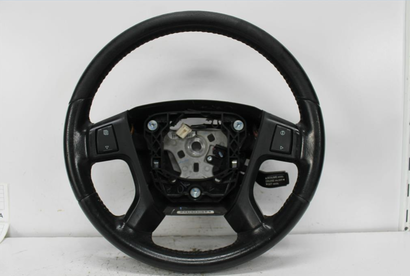 Used Dodge, Journey Steering Wheel Leather Jc 4 Spoke Non Audio Control W/ Cruise Control Type 05/08 07/11 2010 – image 1 - All Good Parts
