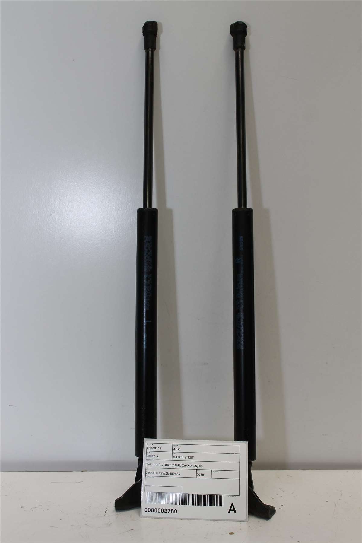 Used Mitsubishi, ASX Hatch Strut Tailgate Strut (Pair) Xa Xd 05/10 2018 – image 1 - All Good Parts
