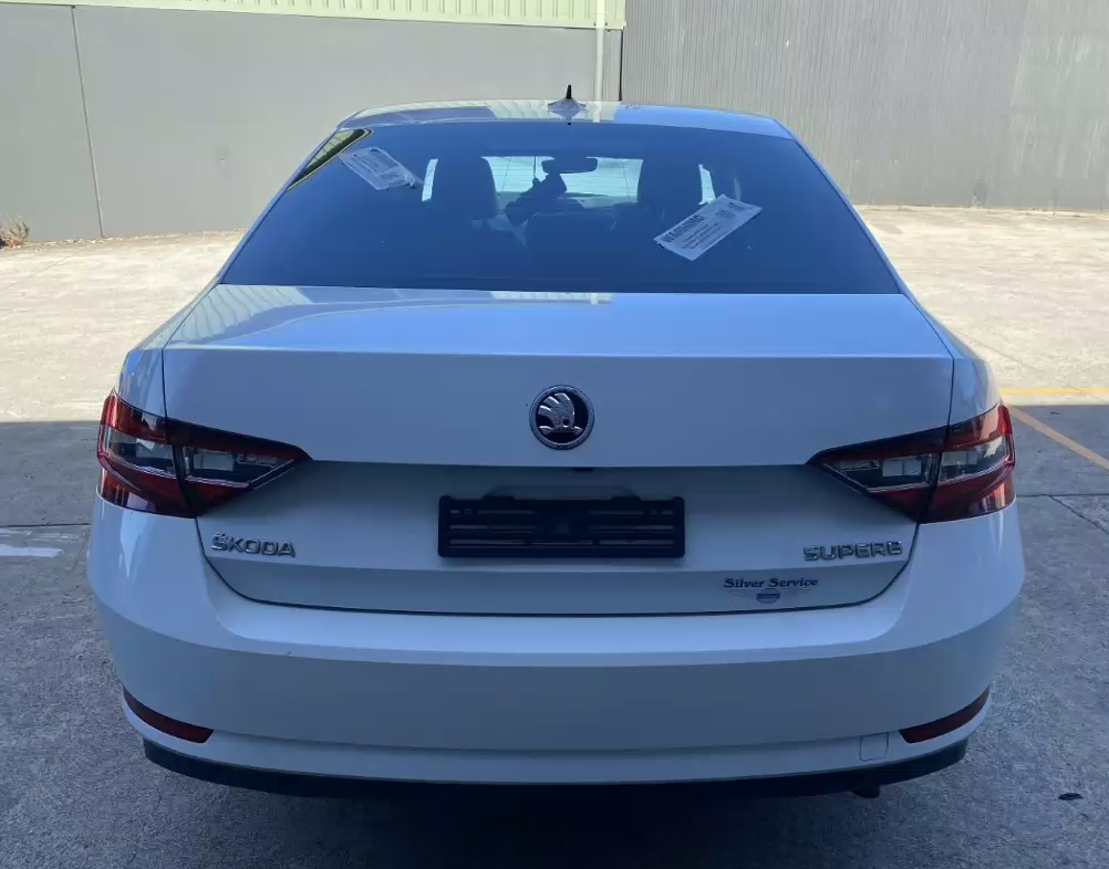 Used Skoda, Superb Engine ,  Petrol, 2.0, Turbo, Chhb Code, Np, 03/16  – main images - All Good Parts