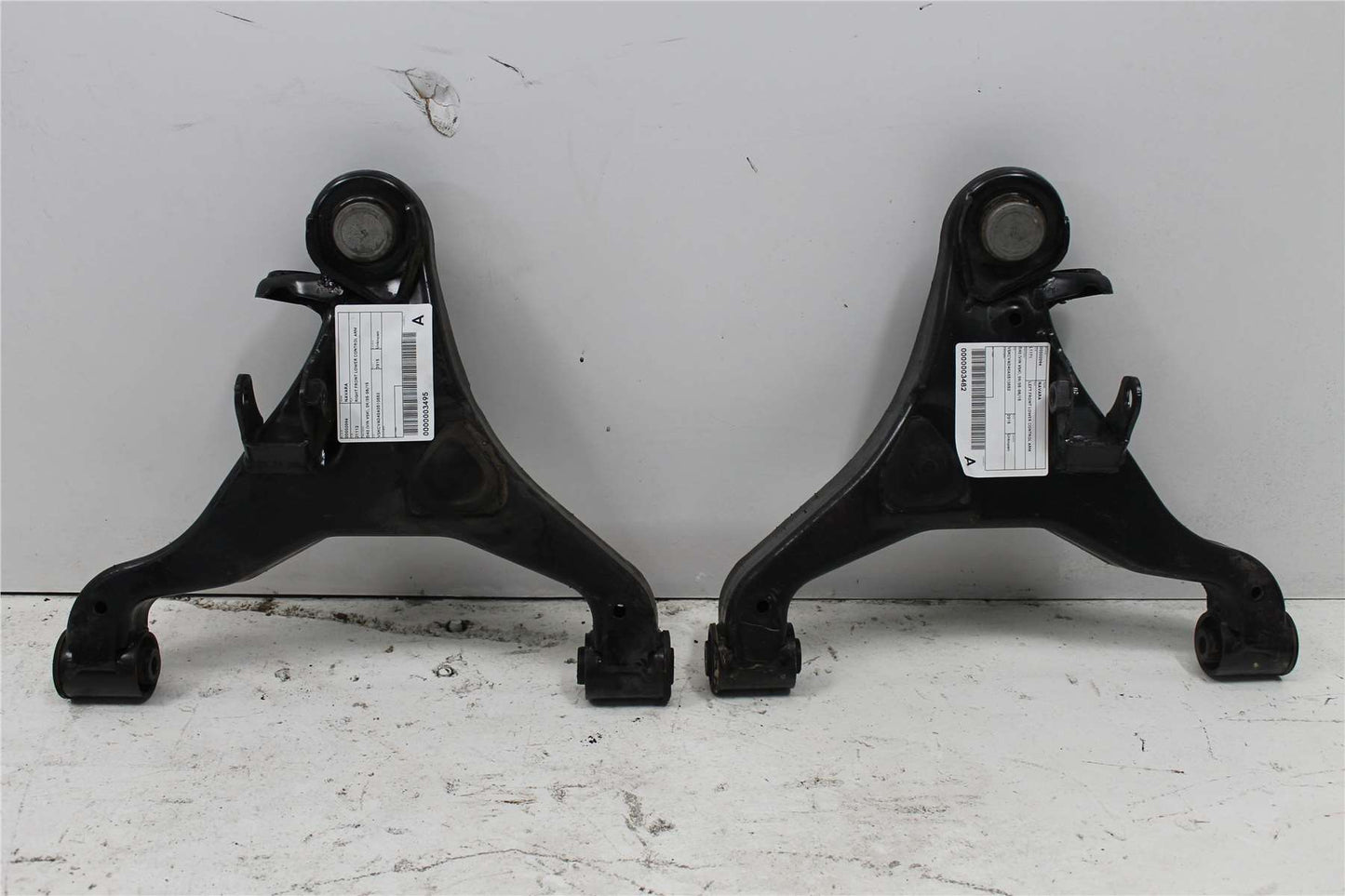 Used Nissan, Navara Left Front Lower Control Arm D40 (Vin Vsk) 09/05 08/15 2015 – image 1 - All Good Parts