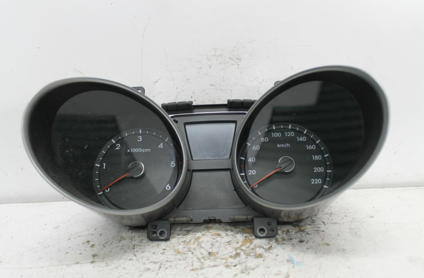 Used Hyundai, IX35 Instrument Cluster Diesel Auto T/M Elite/Highlander Lm Series 11/09 01/16 2010 – image 1 - All Good Parts