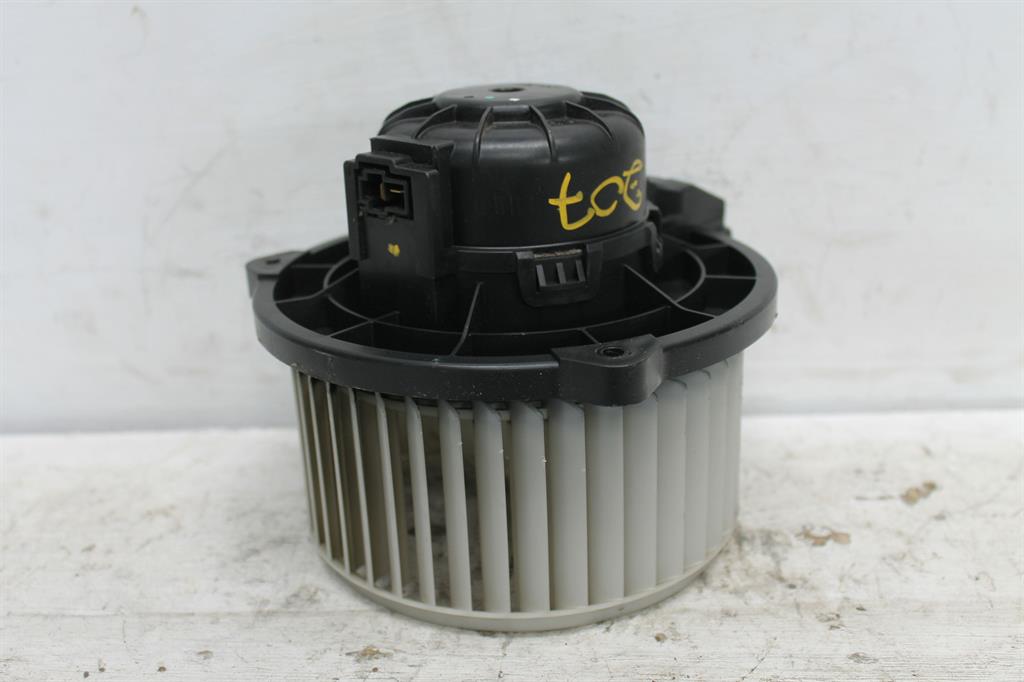 Used Hyundai, IX35 Heater Fan Motor Lm Series Vin*Kmh 11/09 01/16 2010 – image 1 - All Good Parts