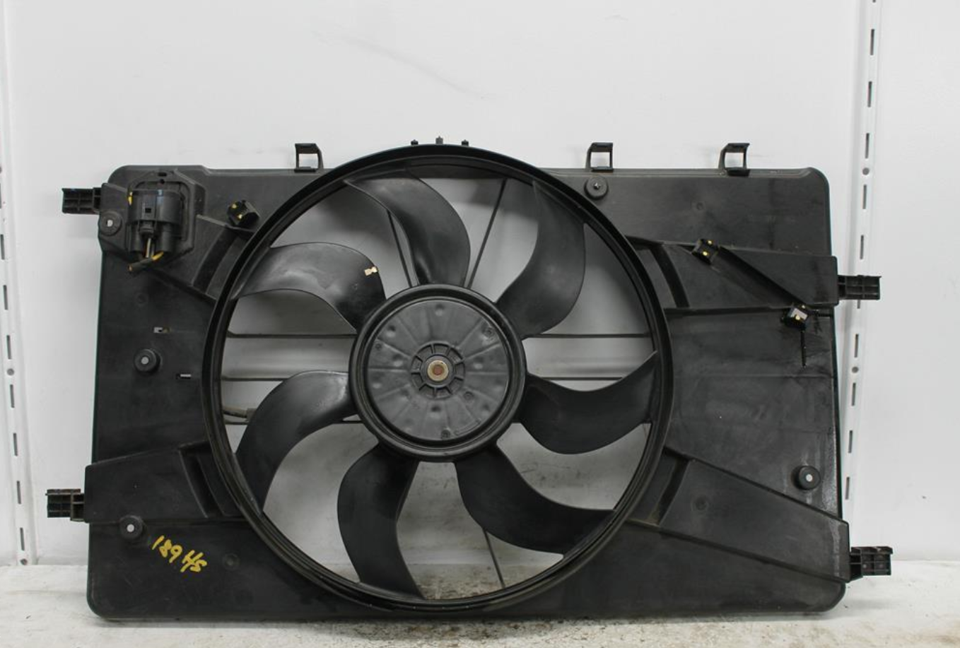 Used Holden, Cruze Fan Radiator Fan 1.8 Petrol Auto T/M Jh 03/11 01/17 2015 – image 1 - All Good Parts