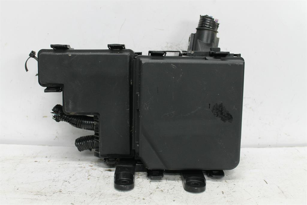 Used Nissan, Xtrail Fuse Box Petrol T32 02/14 07/22 2018 – image 1 - All Good Parts