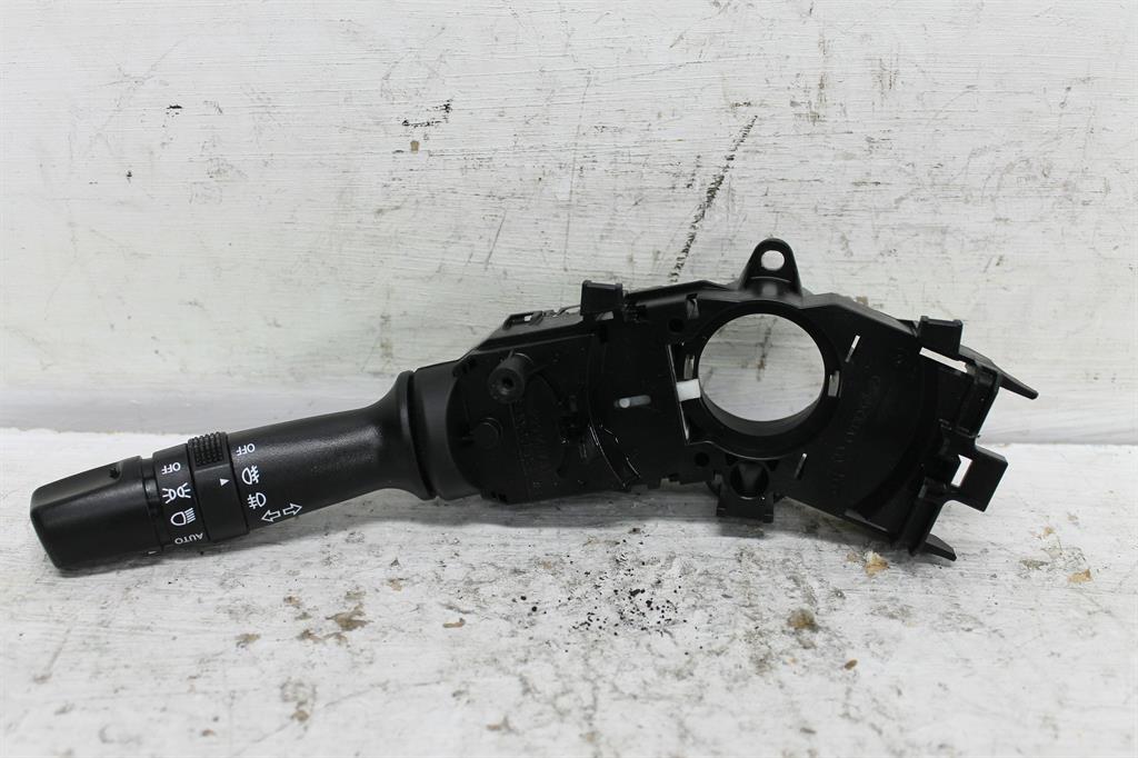 Used Kia, Cerato Combination Switch Flasher Switch Yd 04/13 05/18 2018 – image 1 - All Good Parts