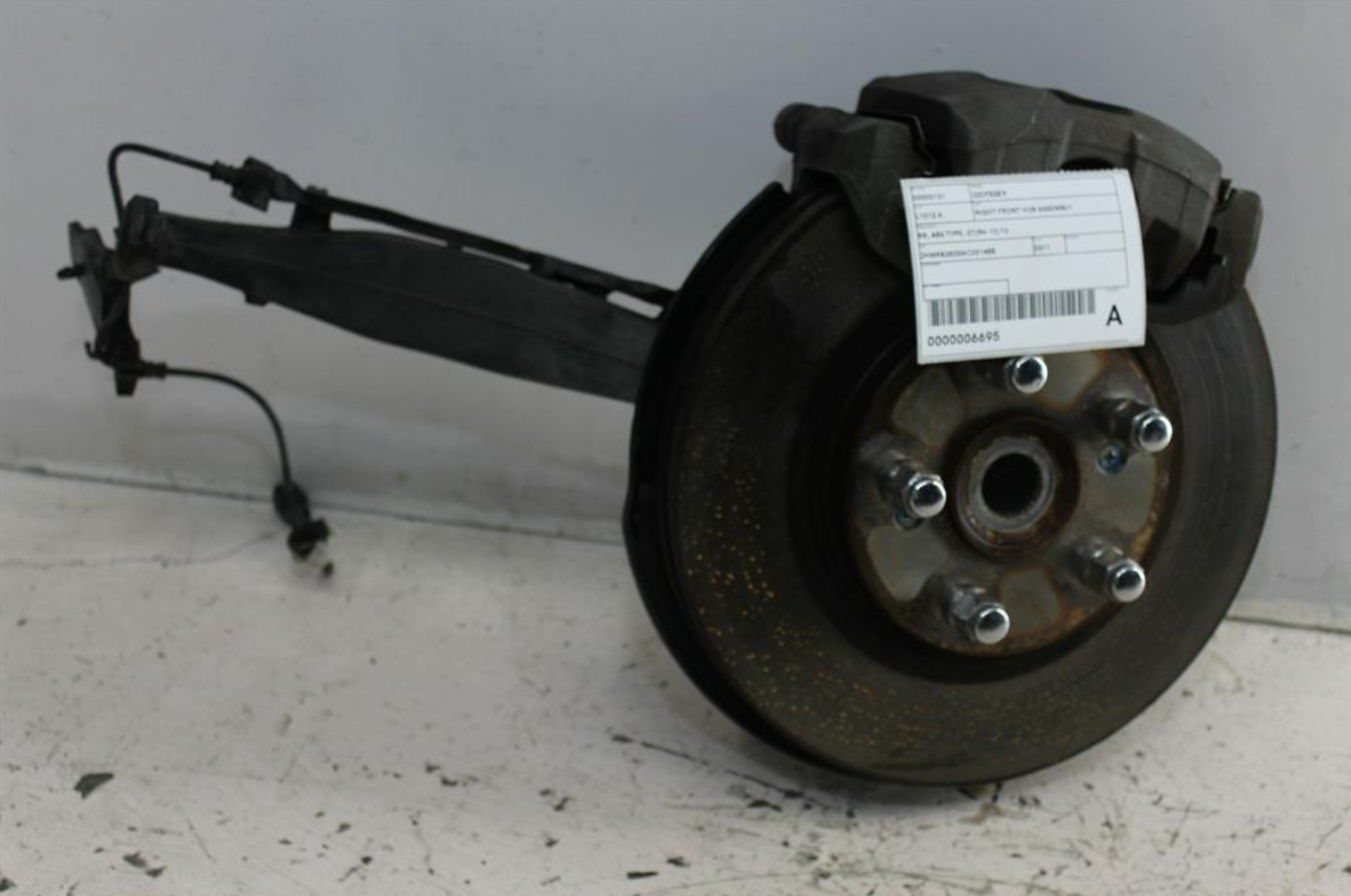 Used Honda, Odyssey Right Front Hub Assembly Rb Abs Type 07/04 12/13 2011 – image 1 - All Good Parts
