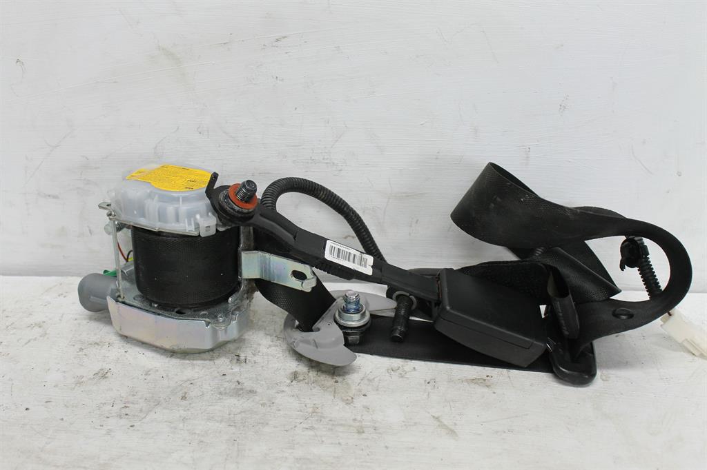 Used Hyundai, I40 Seat Belt Lh Front Assy (Belt And Stalk) Vf 09/11 12/19 2013 – image 1 - All Good Parts