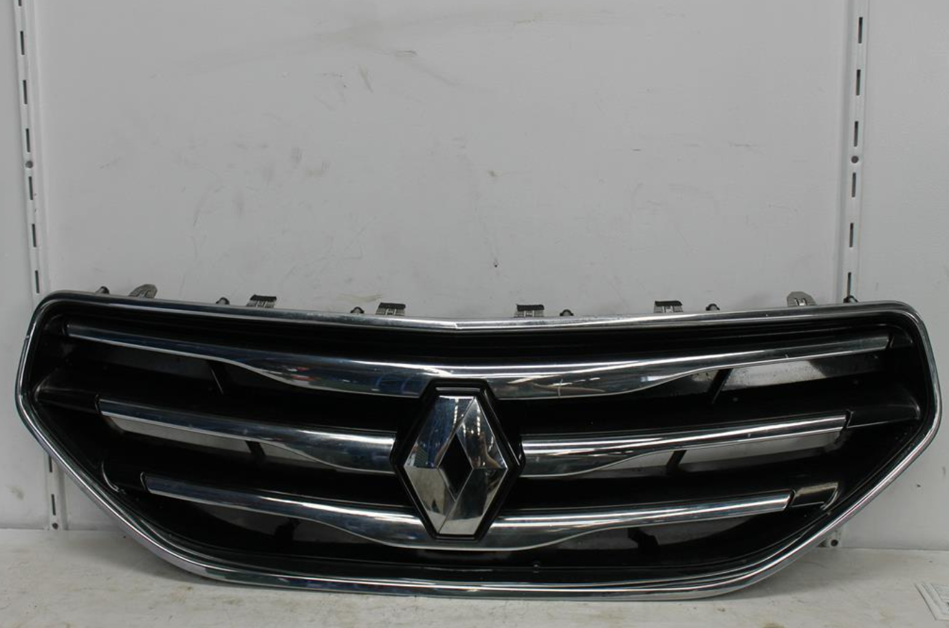 Used Renault, Koleos Grille Radiator Grille H45 07/11 03/13 2012 – image 1 - All Good Parts