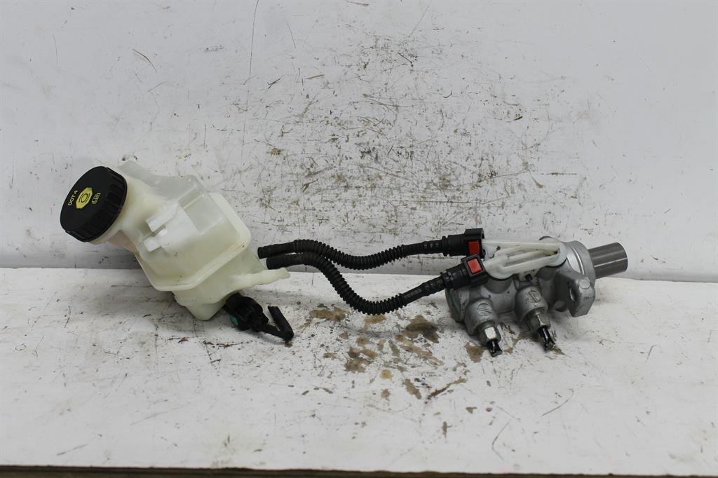 Used Holden, Trax Master Cylinder Tj 08/13 12/20 2015 – image 1 - All Good Parts
