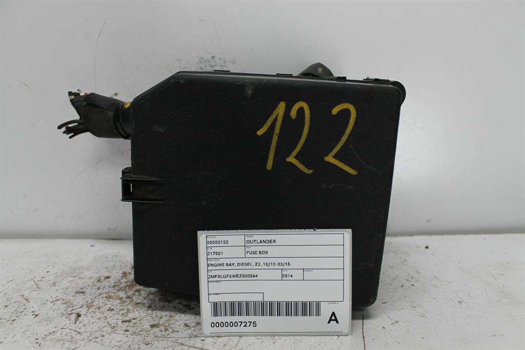 Used Mitsubishi, Outlander Fuse Box Diesel Zj 10/12 03/15 2014 – image 1 - All Good Parts