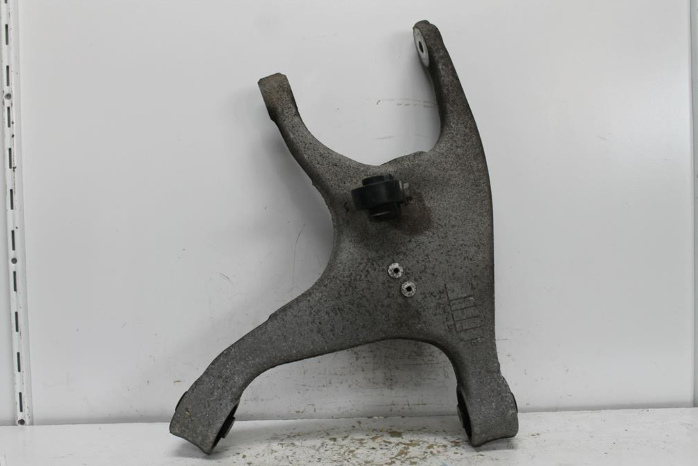Used Audi, A4 Right Rear Trailing Arm Lower Control Arm B8 8K 02/08 01/16 2012 – image 1 - All Good Parts