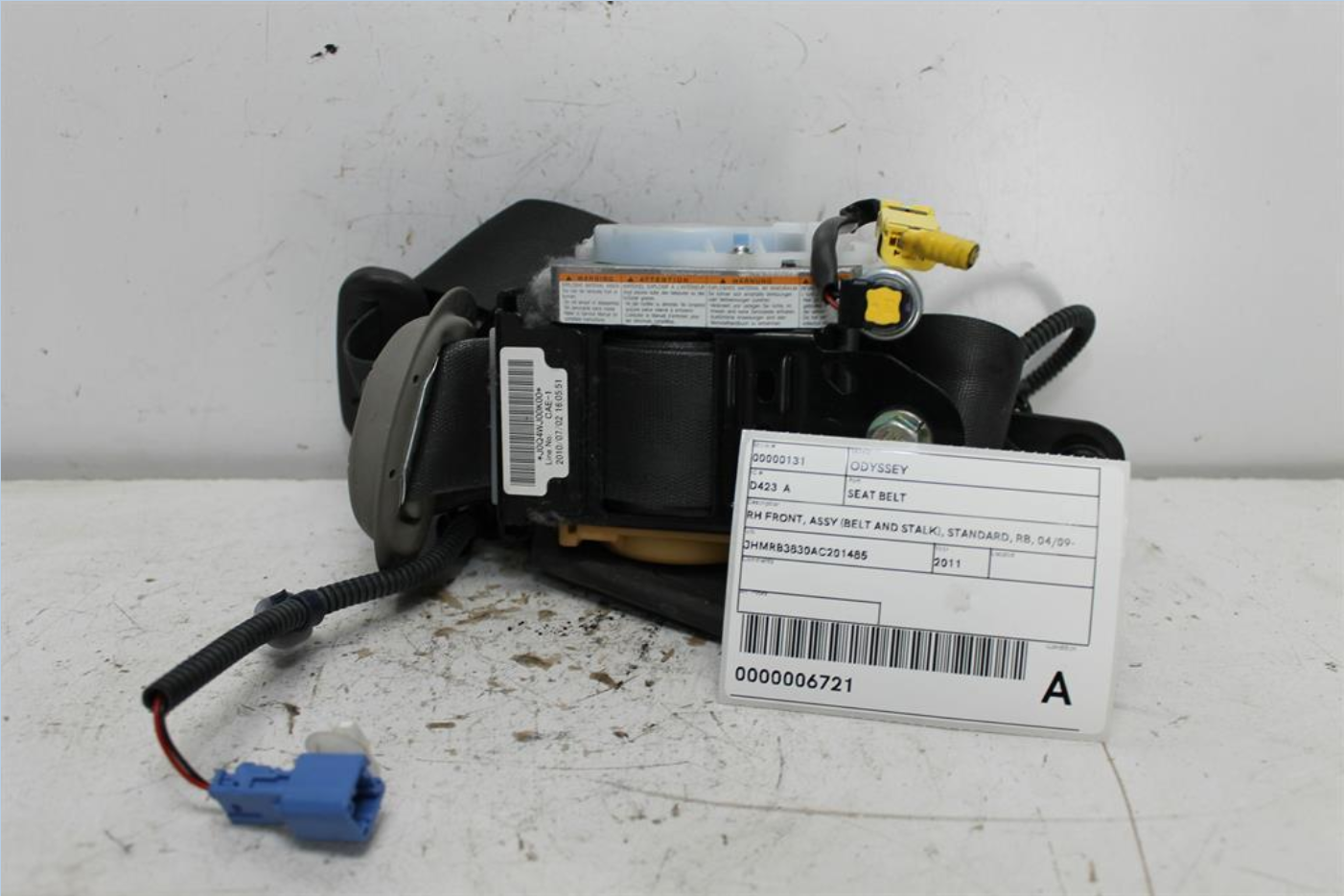 Used Honda, Odyssey Seat Belt Rh Front Assy (Belt And Stalk) Standard Rb 04/09 12/13 2011 – image 1 - All Good Parts