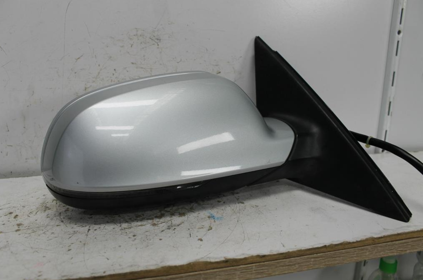 Used Audi, A4 Right Door Mirror B8 8K A4/S4 Manual Fold No Lane Change Assist Type 2 Plug (6/2 Wire) 05/09 01/16 2012 – image 1 - All Good Parts