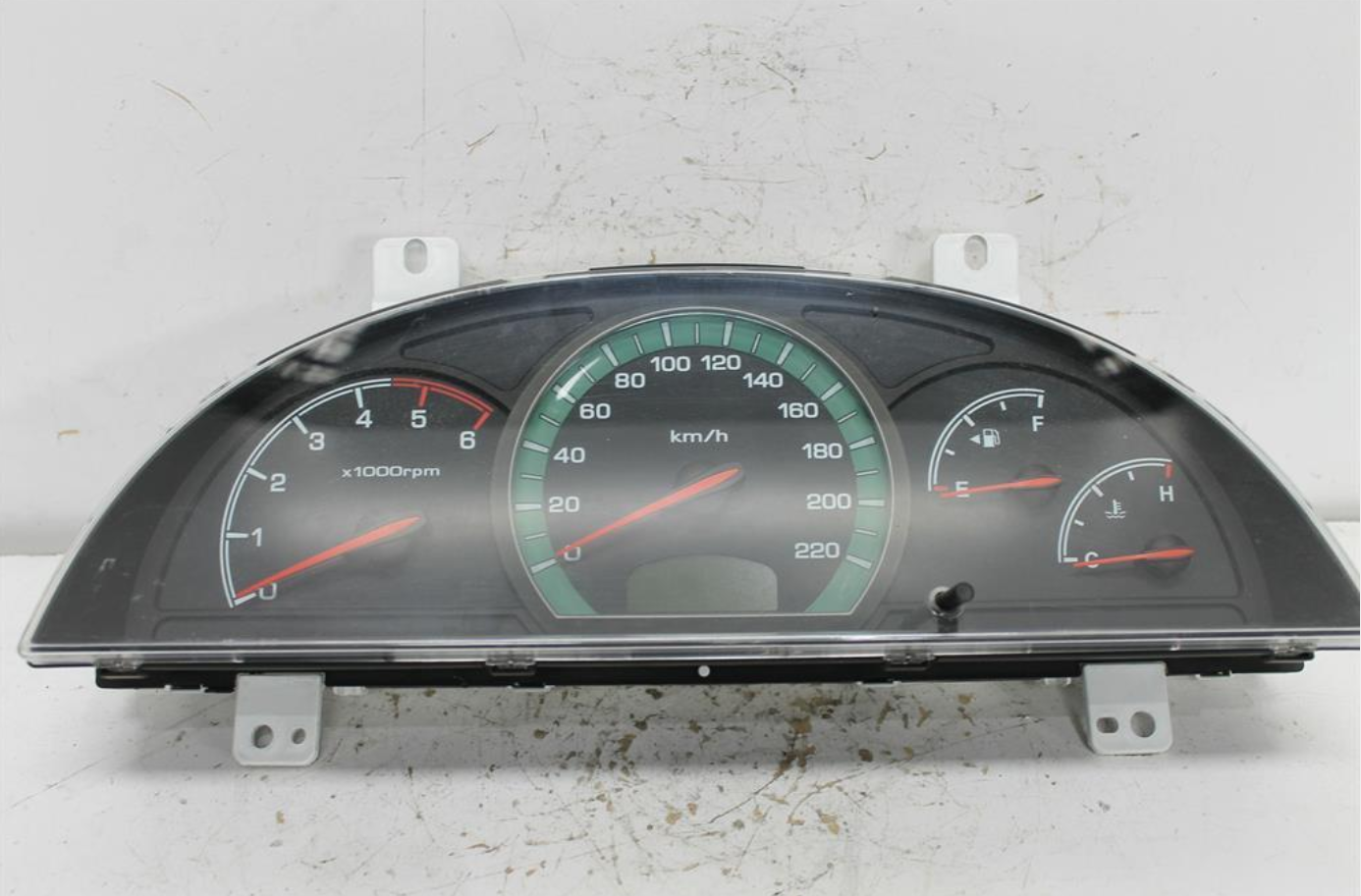 Used Ssangyong, Rexton Instrument Cluster Diesel 2.7 Auto T/M 4Wd Y220 Y285 07/06 11/12 2010 – image 1 - All Good Parts