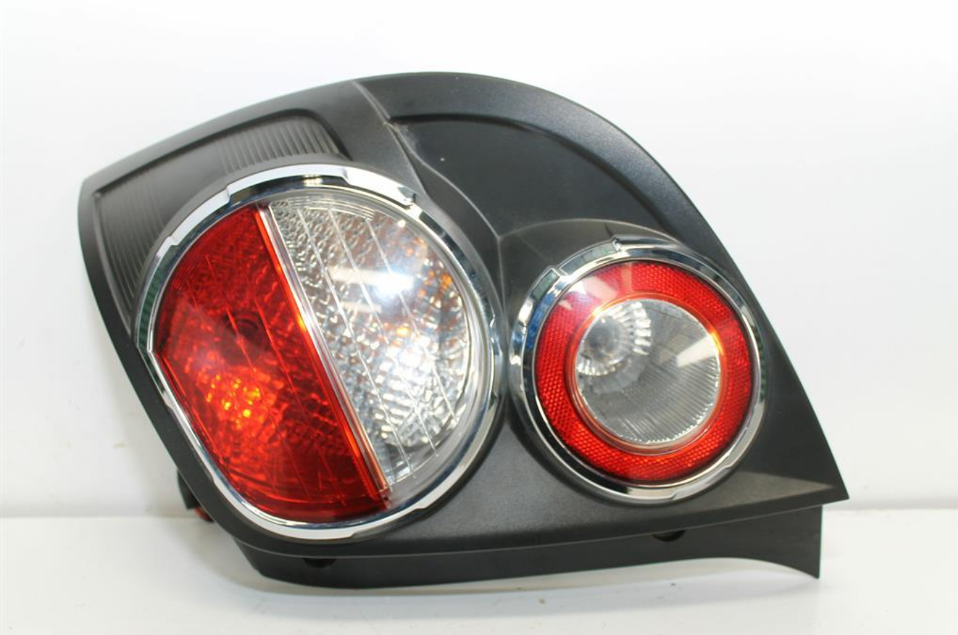 Used Holden, Barina Right Taillight Tm Hatch 09/11 08/16 2012 – image 1 - All Good Parts