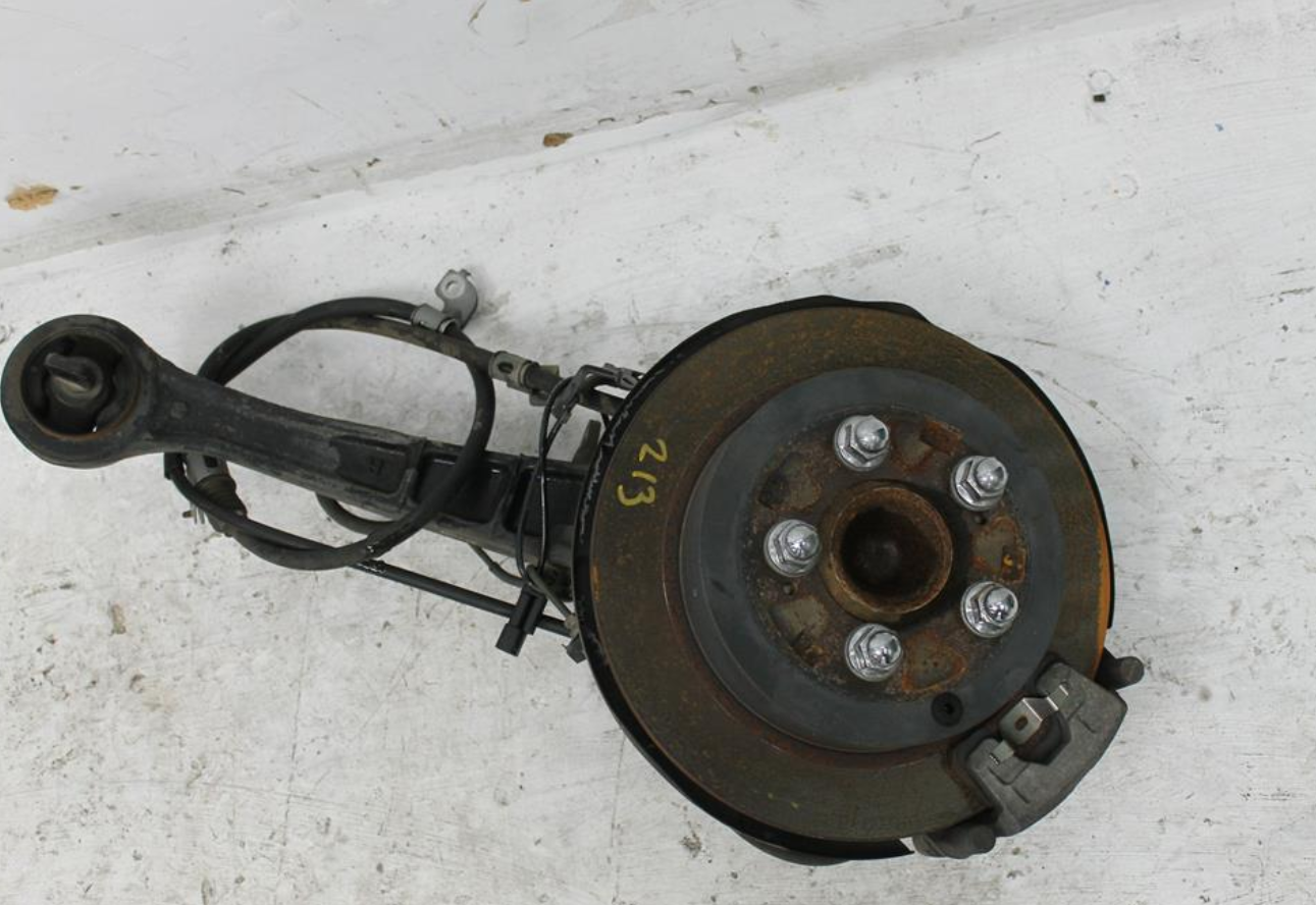 Used Mitsubishi, Outlander Right Rear Hub Assembly Zg Zh 2Wd 11/06 10/12 2012 – image 1 - All Good Parts