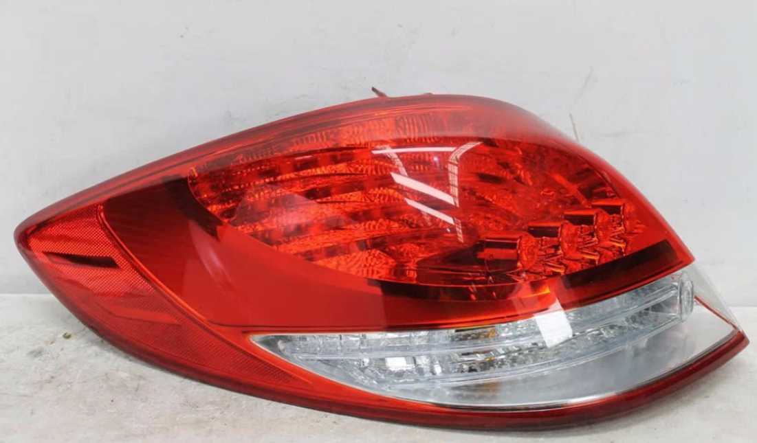 Used Hyundai, Veloster Left Taillight In Body Fs Led Type 12/11 02/18 2013 – image 1 - All Good Parts