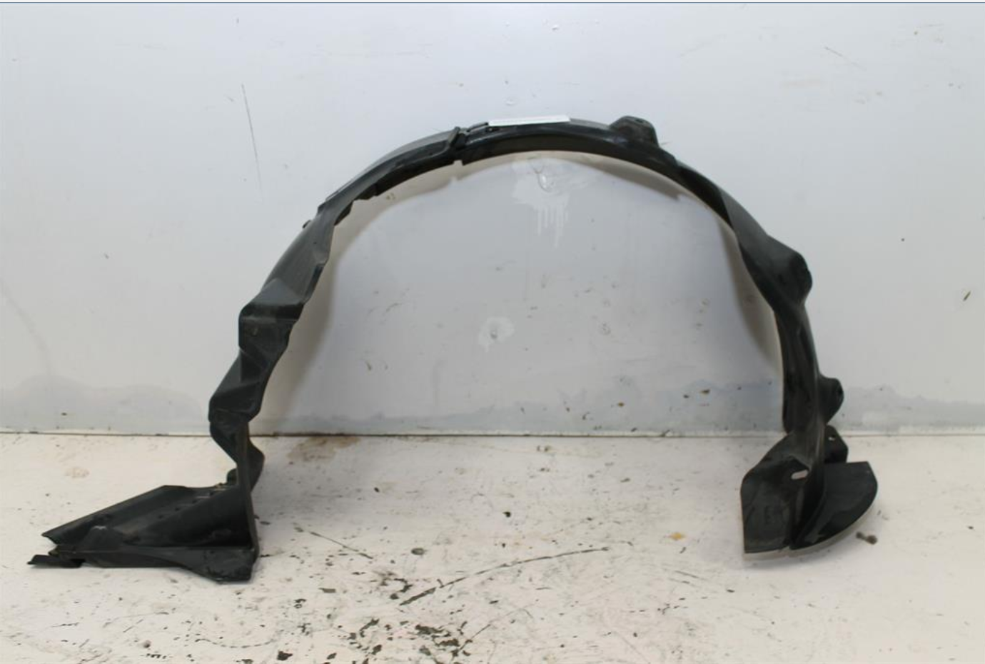 Used Holden, Barina Right Guard Liner Tm Front Cd/Cdx/Ls/Lt 09/11 12/18 2012 – image 1 - All Good Parts
