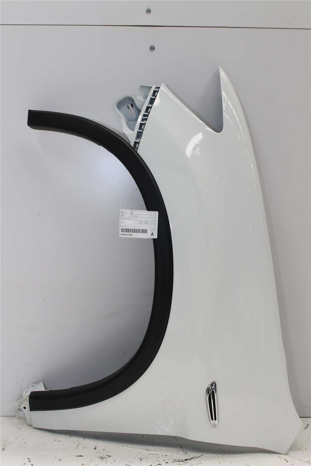 Used Mitsubishi, ASX Left Guard Xc Flared Type 10/17 05/19 2018 – image 1 - All Good Parts