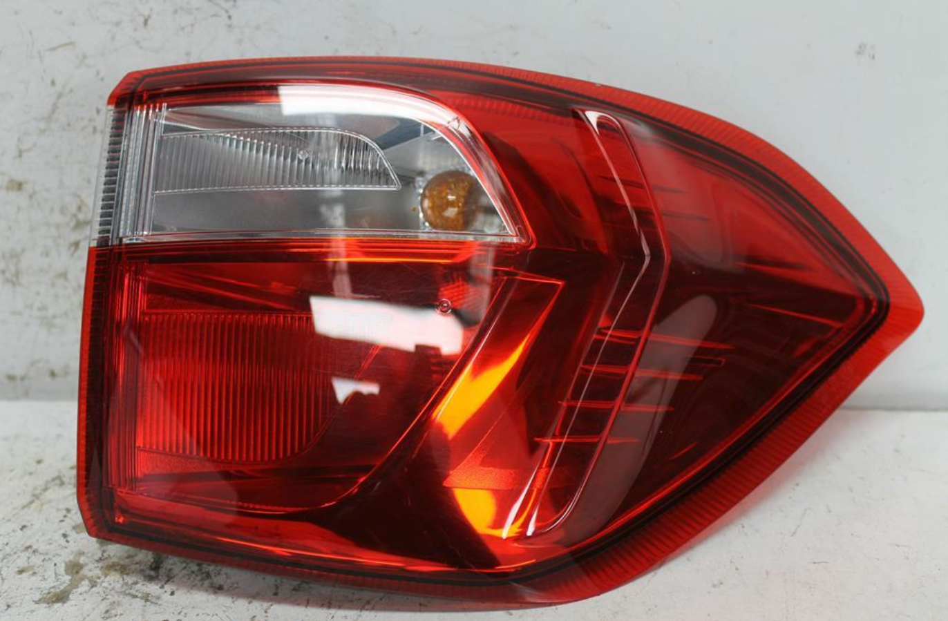 Used Ford, Ecosport Right Taillight In Body Bk 11/13 09/17 2017 – image 1 - All Good Parts