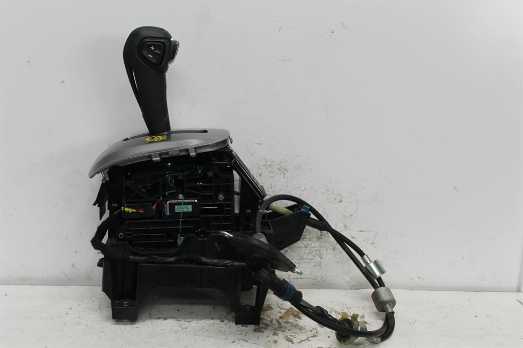 Used Holden, Trax Gear Stick/Shifter Gear Shifter Auto Tj Series 08/13 09/16 2015 – image 1 - All Good Parts