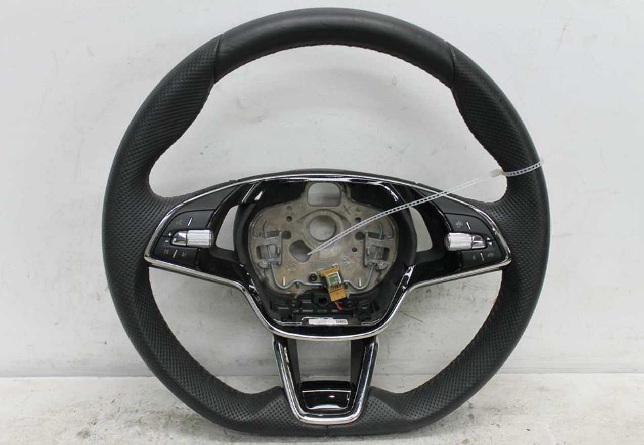 Used Skoda, Kamiq Steering Wheel Nw 06/20 2020 – image 1 - All Good Parts